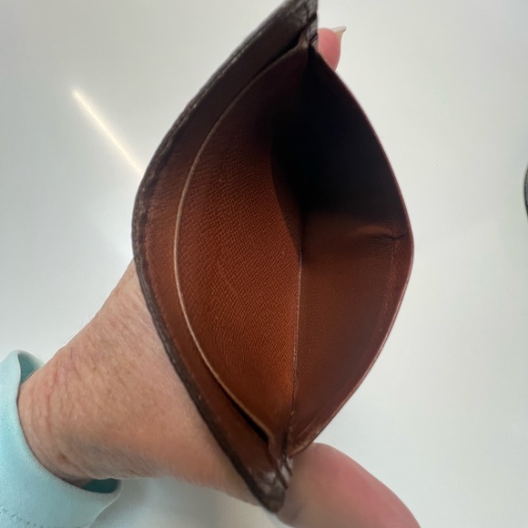 Louis Vuitton Vintage Monogram Card Holder - Picture 5 of 13